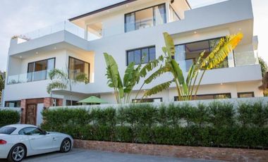 6 Bedroom Villa for rent at Ban Tai Estate