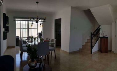 Venta de Casa en Urb. Casa Laguna con acabados de lujo a pocos minutos de Ciudad Dorado, Samborondon