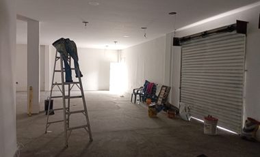 local en arriendo en alto prado. Cod A90