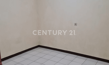 Rumah Tua Lokasi Strategis Di Tanjung Duren Dalam Jak Bar S7381