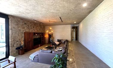 Cabaña en Venta de Lujo Amueblada, Tapalpa Country Club, Jalisco. Campo de golf