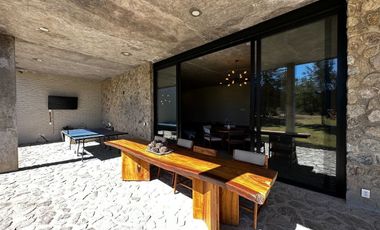 Cabaña en Venta de Lujo Amueblada, Tapalpa Country Club, Jalisco. Campo de golf