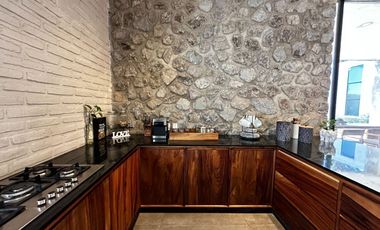 Cabaña en Venta de Lujo Amueblada, Tapalpa Country Club, Jalisco. Campo de golf