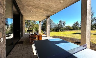 Cabaña en Venta de Lujo Amueblada, Tapalpa Country Club, Jalisco. Campo de golf