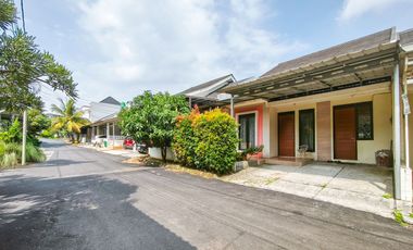 Rumah Strategis 15 Menit ke Stasiun Bogor LT 96 Hadap Selatan J-12933