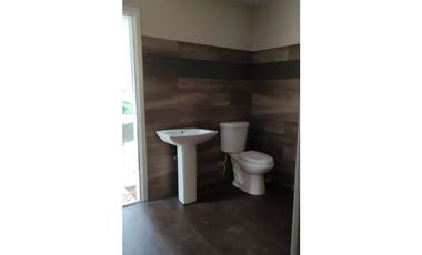 ALQUILER CASA CLAYTON