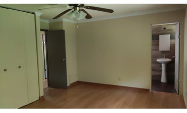 ALQUILER CASA CLAYTON