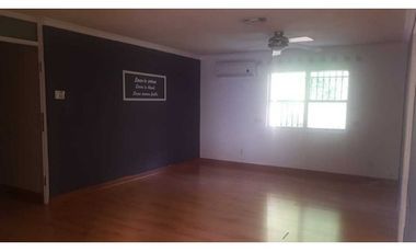 ALQUILER CASA CLAYTON