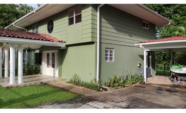 ALQUILER CASA CLAYTON