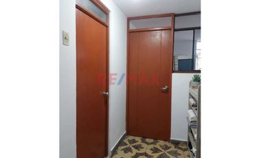 🚨Venta De Casa De 2 Pisos En Mariscal Cáceres, San Juan De Lurigancho‼️A Media Cuadra De Av. José Carlos Mariátegui🏠🏠