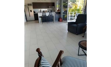 VENTA CASA EN ALTOS DE CERRO AZUL