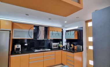 casa en venta en vía al tennis. Cod V2436
