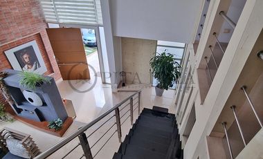 casa en venta en vía al tennis. Cod V2436