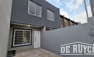 Duplex en venta en Quilmes Oeste