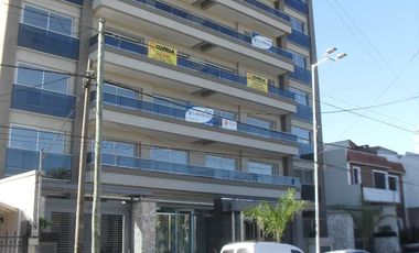 Departamento en venta en Remedios de Escalada Oeste