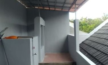 Rumah di perum AL sugihwaras , candi sda