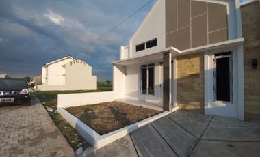 Mangku Jl Tangkisan Jogonalan ; Rumah Siap Bangun Skandinavian