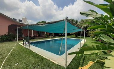 EXCELENTE PROPIEDAD EN VENTA, TERRENO AMPLIO CON CASA Y ALBERCA