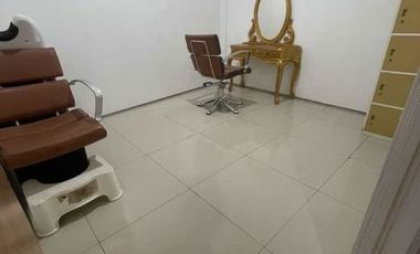 Rumah dengan kolam renang sayap cibeureum dekat rajawali bandung