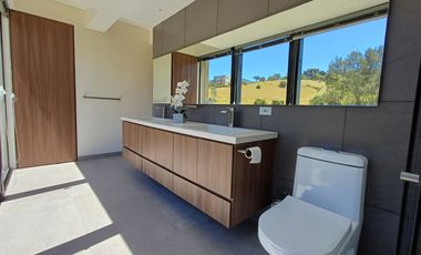 casa en arriendo en valle alto. Cod A8002789