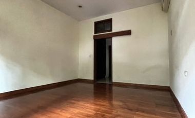 DIJUAL RUMAH LUAS dgn S.POOL di Jl BENDA RAYA / KEMANG, AMPERA
