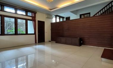 DIJUAL RUMAH LUAS dgn S.POOL di Jl BENDA RAYA / KEMANG, AMPERA