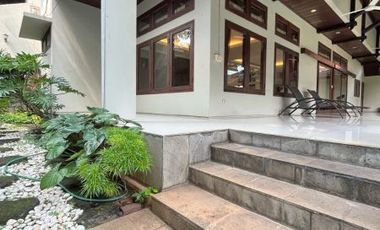 DIJUAL RUMAH LUAS dgn S.POOL di Jl BENDA RAYA / KEMANG, AMPERA