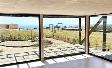 Casa en venta de 3 dorm. en Navidad