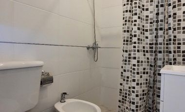 Venta - Departamento monoambiente reciclado a la calle - Rawson 1955