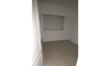 PARON 6700 PH DE DOS AMBIENTES CON PATIO A ESTRENAR