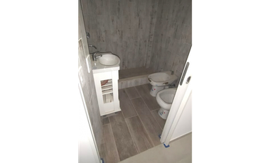 PARON 6700 PH DE DOS AMBIENTES CON PATIO A ESTRENAR