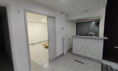 edificio en arriendo en caobos. Cod A26093
