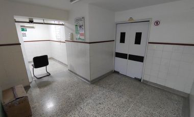 edificio en arriendo en caobos. Cod A26093