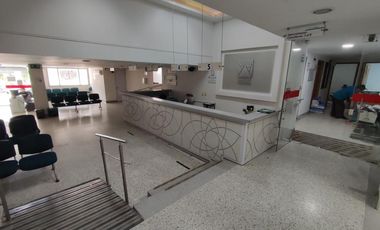 edificio en arriendo en caobos. Cod A26093