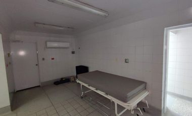 edificio en arriendo en caobos. Cod A26093