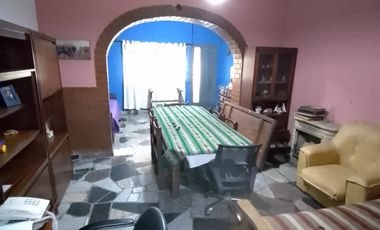 VENTA CASA LOCAL + DEPTO LA MATANZA