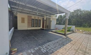 DIJUAL RUMAH LUAS LOKASI STRATEGIS DEKAT NYIA DIY