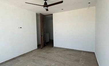 Townhouse en privada residencial en Conkal, con amenidades