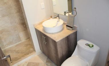 PH en venta en Zibata con excelente vista al campo de golf y al valle