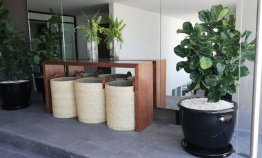 PH en venta en Zibata con excelente vista al campo de golf y al valle