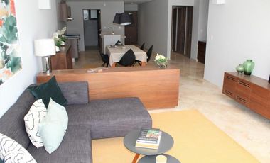 PH en venta en Zibata con excelente vista al campo de golf y al valle