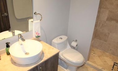 PH en venta en Zibata con excelente vista al campo de golf y al valle