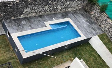 PH en venta en Zibata con excelente vista al campo de golf y al valle