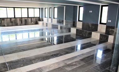 PH en venta en Zibata con excelente vista al campo de golf y al valle