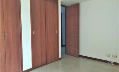 SE ARRIENDA APARTAMENTO EN JARDINES, ENVIGADO