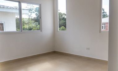 Se vende casa en Senderos Costa Verde, La Chorrera MMM