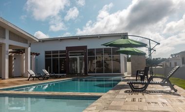 Se vende casa en Senderos Costa Verde, La Chorrera MMM