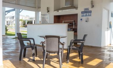 Se vende casa en Senderos Costa Verde, La Chorrera MMM