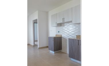 Se vende casa en Senderos Costa Verde, La Chorrera MMM