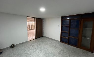 casa en arriendo en altos de riomar. Cod A105135